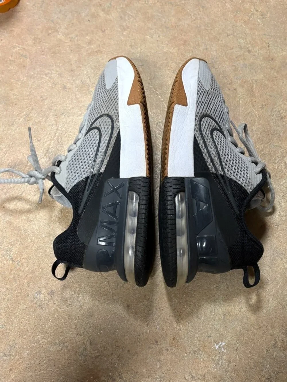EXCELLENT Nike Air Max Alpha Trainer 6 Gym Shoes Mens Smoke Grey Black 9